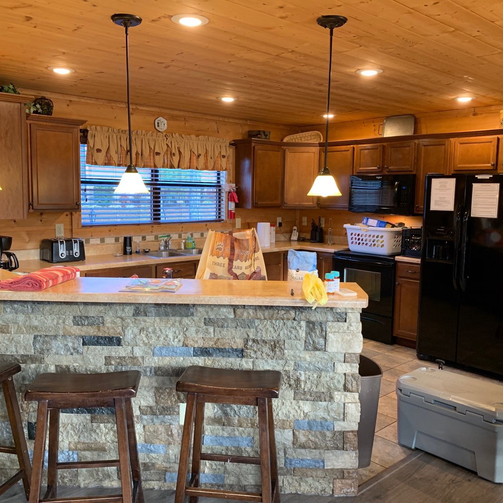 Parkside Resort - Kitchen - Resorts Near Me - Pigeon Forge, Tennessee Parkside Resort - Kitchen - Resorts Near Me - Pigeon Forge, Tennessee