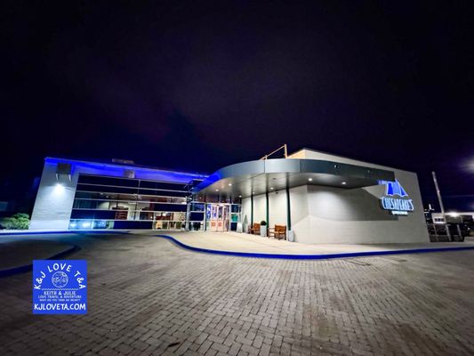 Chesapeake's Seafood Restaurant by null