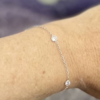 Shine Permanent Jewelry - Jewelry Near Me - Orange, California Shine Permanent Jewelry - Jewelry Near Me - Orange, California