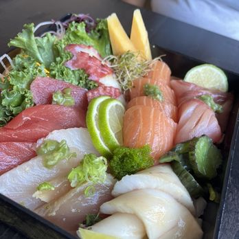 Mikata - Chirashi - Sushi Bars Near Me - Dunwoody, Georgia Mikata - Chirashi - Sushi Bars Near Me - Dunwoody, Georgia