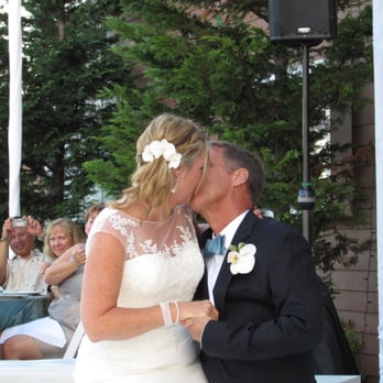 Fancy Footwork 4 U - First Dance Kiss - Dance Studios Near Me