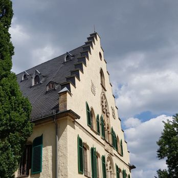 Schloss Rosenau - Schloss Rosenau - Castles Near Me - Rödental, BY Schloss Rosenau - Schloss Rosenau - Castles Near Me - Rödental, BY
