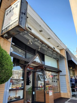 Tazaki Sushi by null