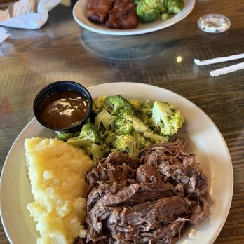 Pine Country Restaurant - Roast Beef Dinner and Alaskan Pollack Dinner - Breakfast & Brunch Near Me - Williams, Arizona Pine Country Restaurant - Roast Beef Dinner and Alaskan Pollack Dinner - Breakfast & Brunch Near Me - Williams, Arizona
