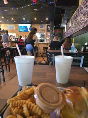 MoJoe's Burger Joint by null