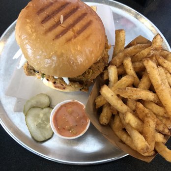 Moo Creamery - Burgers Near Me - Bakersfield, California Moo Creamery - Burgers Near Me - Bakersfield, California