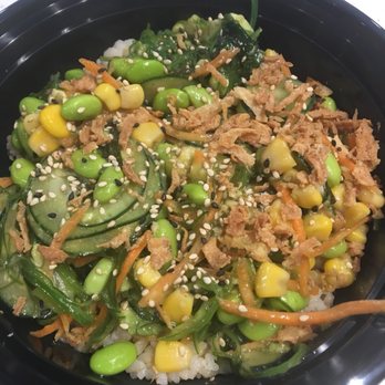 Oke Poke - Veggie bowl-very fresh and the oke sauce complimented it nicely. - Poke Near Me - Walnut Creek, California Oke Poke - Veggie bowl-very fresh and the oke sauce complimented it nicely. - Poke Near Me - Walnut Creek, California
