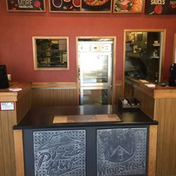 Pizza Hut - In side