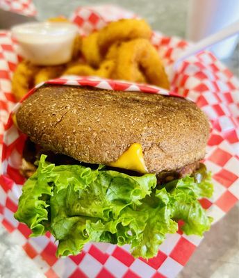 Tommy's Hamburger Grill & Patio by null