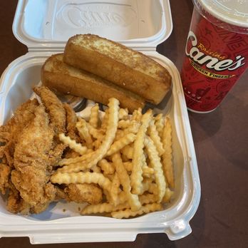 Raising Cane's Chicken Fingers - Fast Food Near Me - Vista, California Raising Cane's Chicken Fingers - Fast Food Near Me - Vista, California