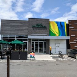 Starbucks - Storefront