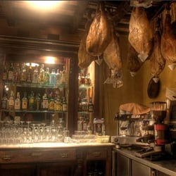 La Casa Amarilla
