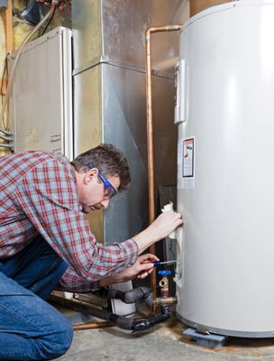 Castle Plumbing & Water Heater Repair Logo