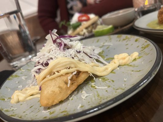El Sazon Cocina & Tragos by null