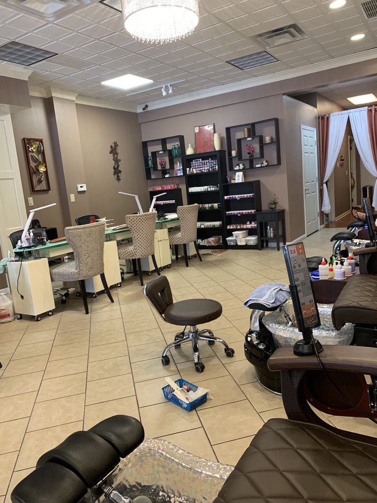 THE NAIL RETREAT 86 Photos & 41 Reviews 5793 Karric Square Dr