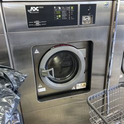 SpinCycle Laundromat - Price to wash now