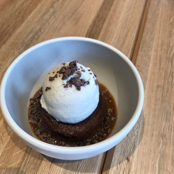 True Food Kitchen - Flourless chocolate cake - Vegetarian Near Me - Naples, Florida True Food Kitchen - Flourless chocolate cake - Vegetarian Near Me - Naples, Florida