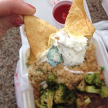 Hunan Restaurant - Here's the blue gum! DISGUSTING - Chinese Near Me - Grand Island, Nebraska