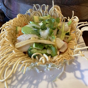 Queen's Chopstick - Chinese Near Me - Corvallis, Oregon