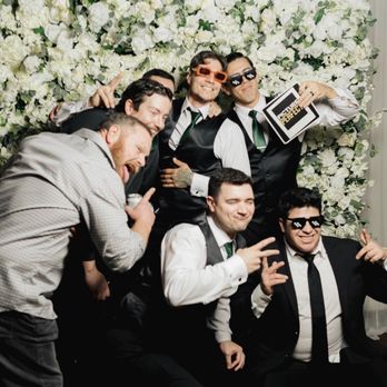 Shutter Gold Photo Booth - Photo Booth Rentals Near Me Shutter Gold Photo Booth - Photo Booth Rentals Near Me