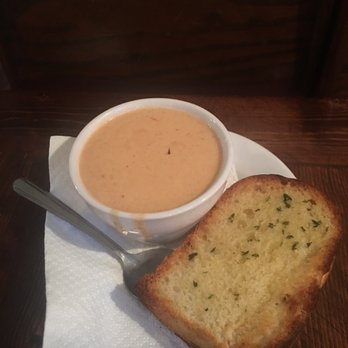 The Great Catch - Lobster Bisque w/ Garlic Bread - Seafood Near Me - Lutz, Florida
