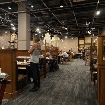Phillips Seafood - Seafood Near Me - Baltimore, Maryland