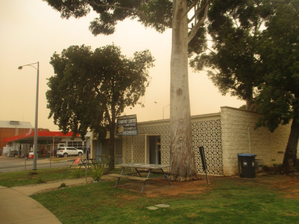 SWAN HILL REST CENTRE 13 McCallum St, Swan Hill Victoria, Australia