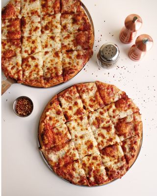 Nancy's Pizza Chicago West Loop by null