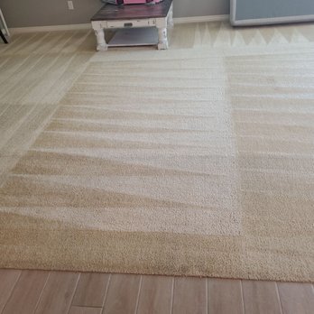 Pinks Carpet and Tile Cleaning - Living room - Carpet Cleaning Near Me