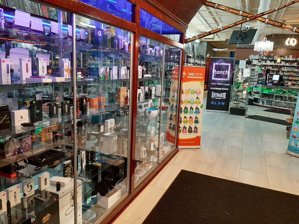 SMOKECLAIRE TOBACCO Updated October 2024 1021 W Clairemont Ave, Eau