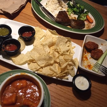 Applebee's Grill + Bar - Horrible food! - American Near Me - Riverside, California