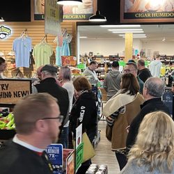 Macadoodles- Lee's Summit - There is something for everyone at Macadoodles Lee's Summit! Stop by for fine wine, beer, spirits, cigars, snacks, accessories, and more!