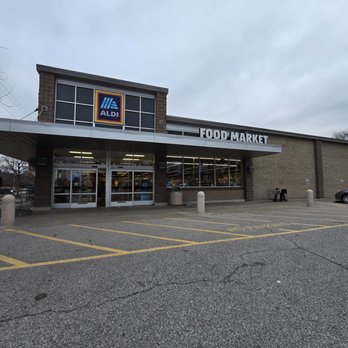 ALDI - Grocery Near Me - Fayetteville, Arkansas