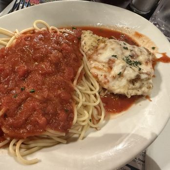 The Old Spaghetti Factory - Chicken parmigiana - Italian Near Me - San Diego, California The Old Spaghetti Factory - Chicken parmigiana - Italian Near Me - San Diego, California