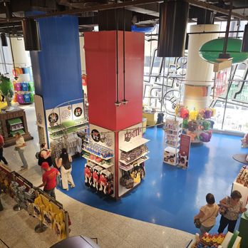 M&M'S New York - Candy Stores Near Me - New York, New York M&M'S New York - Candy Stores Near Me - New York, New York
