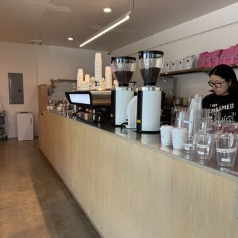 Memento Coffee Works - Coffee & Tea Near Me - Long Beach, California