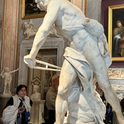 Museo e Galleria Borghese - This sculpture is so different from Michangelo's sculpture of David. Still, Bernini was an amazing sculptor.