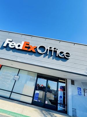 FEDEX OFFICE PRINT & SHIP CENTER - Updated November 2025 - 13