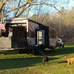 Four Creeks Ranch - Dogs are Welcomed