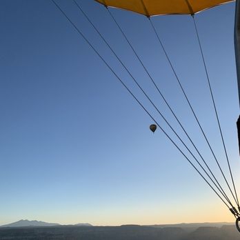 Northern Light Balloon Expeditions - Northern light Hot air balloon, Sedona landscape, Sunrise - Hot Air Balloons Near Me - Sedona, Arizona Northern Light Balloon Expeditions - Northern light Hot air balloon, Sedona landscape, Sunrise - Hot Air Balloons Near Me - Sedona, Arizona