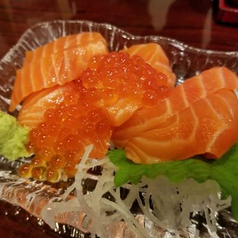 Waraku - Salmon and ikura - Izakaya Near Me - Torrance, California