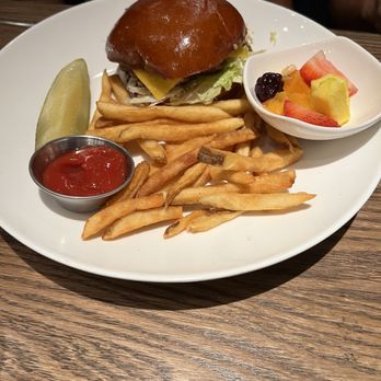 Cooper’s Hawk Winery & Restaurant - Kids cheeseburger....a full sized burger haha! - Desserts Near Me - Gilbert, Arizona
