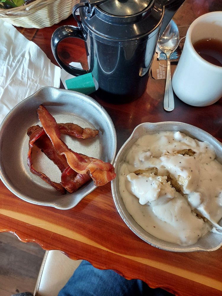 TRAPPER’S KETTLE 36 Photos & 41 Reviews 803 Highway 85 N, Belfield