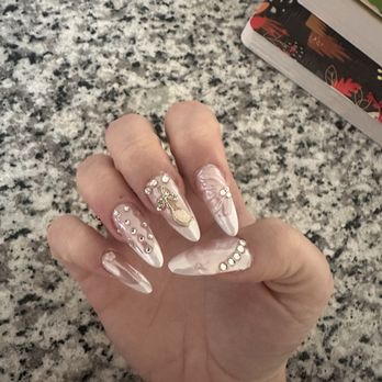 Lush Beauty Lounge - Nail Salons Near Me - Hemet, California