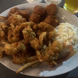 Fried clams and scallops combo
