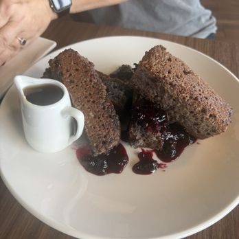 39 Restaurant - Blue Cornbread French Toast with blueberries - Breakfast & Brunch Near Me - Oklahoma City, Oklahoma