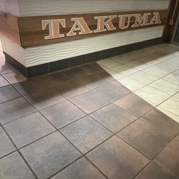Takuma Hibachi - Front counter - Sushi Bars Near Me - Hillsboro, Oregon