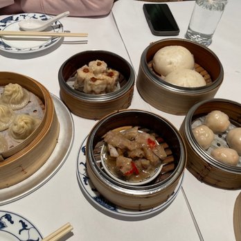Yank Sing - Shanghai Dumpling, BBQ Pork Bun, Pork Siu Mye, Har Gau Dumpling, Pork Spare Ribs - Dim Sum Near Me - San Francisco, California Yank Sing - Shanghai Dumpling, BBQ Pork Bun, Pork Siu Mye, Har Gau Dumpling, Pork Spare Ribs - Dim Sum Near Me - San Francisco, California