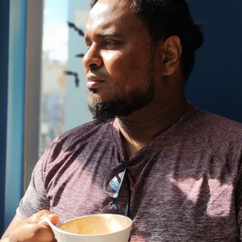 Café Georgetown - Enjoying coffee - Coffee & Tea Near Me - Washington, DC, District of Columbia
