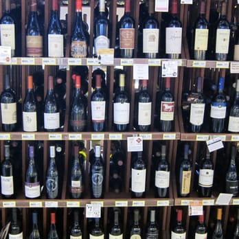 Maritime Market - A great selection of upscale wines - Grocery Near Me - Bald Head Island, North Carolina